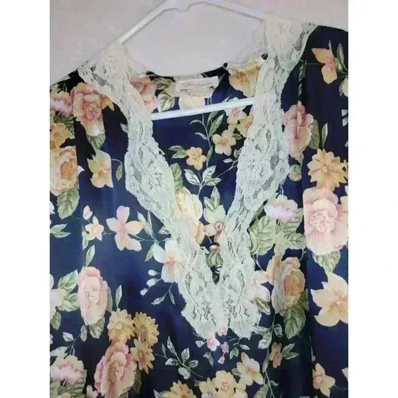 Vtg Barbizon Kaftan Blue Floral Lace Grandmacore Nightgown XXL Maxi Mumu - Picture 3 of 16